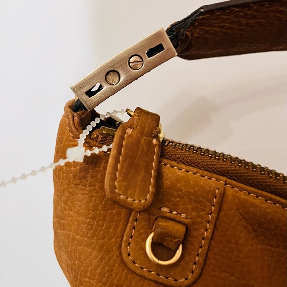 ST. JOHN Suede leather Hobo style crystal embellished single strap w/Riri zipper - Picture 2 of 16